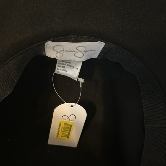 Jessica Simpson Black Wool Woman’s Hat - Picture 4 of 10